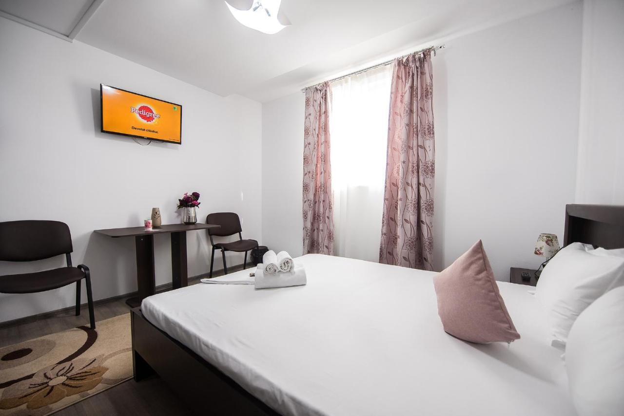 Casa Del Flor Costinesti Hotel ภายนอก รูปภาพ