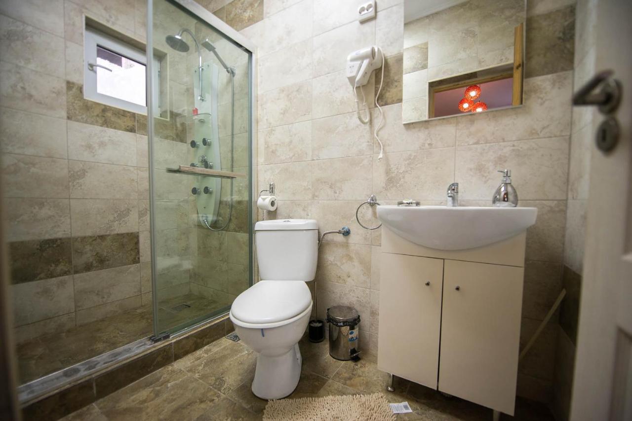 Casa Del Flor Costinesti Hotel ภายนอก รูปภาพ